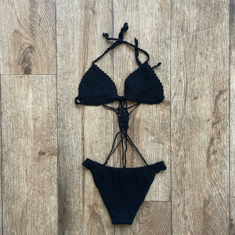 Black knit bikini Nwot